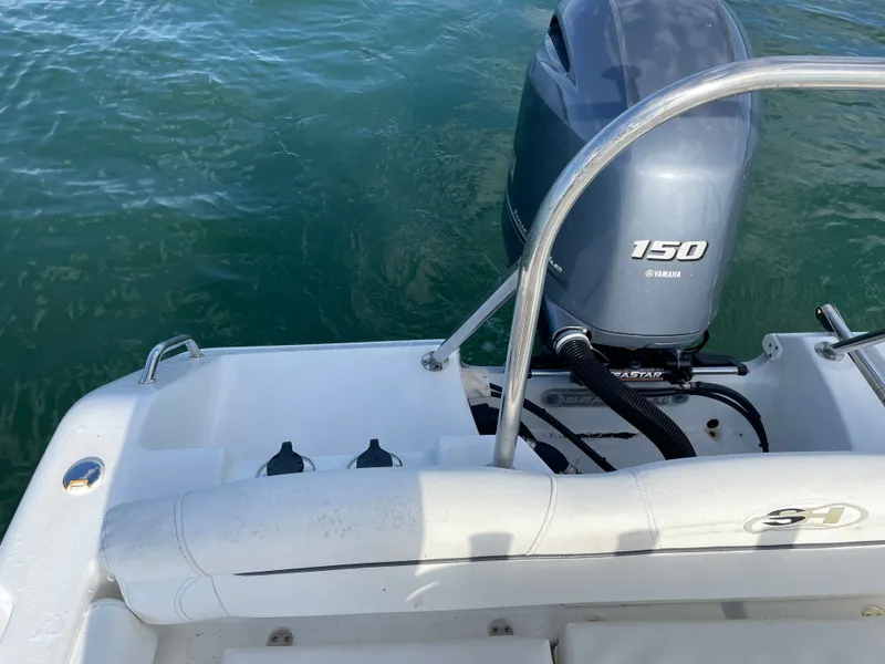 Slide: The Image of Sea Hunt Ultra 196 2016 - 56