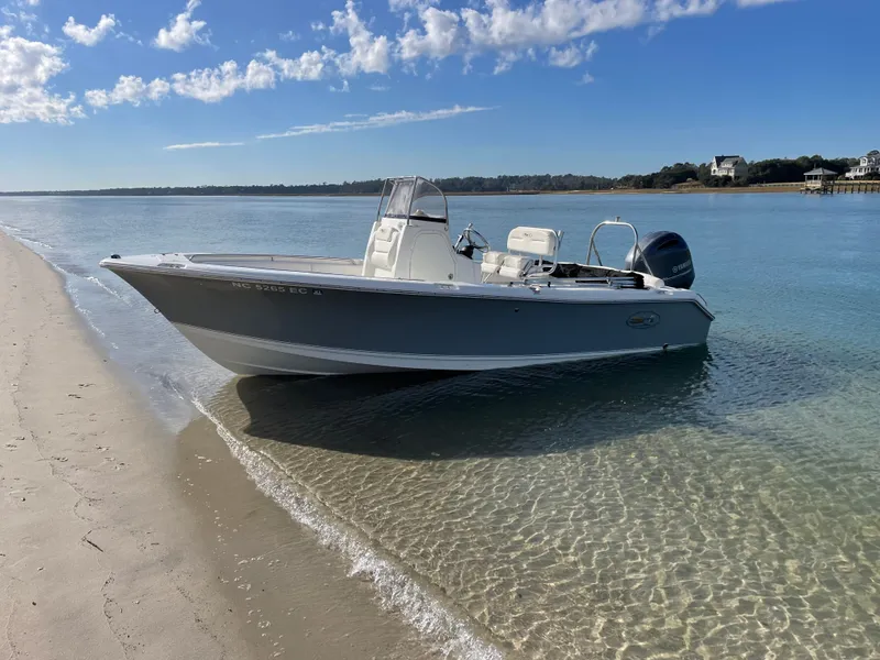 Slide: The Image of Sea Hunt Ultra 196 2016 - 7