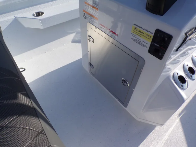 Slide: The Image of Xpress H20B Bay 2026 - 28