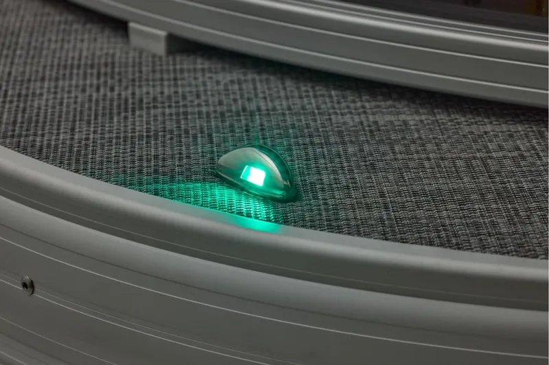 Slide: The Image of Sun Tracker SportFish 22 XP3 2026 - 30