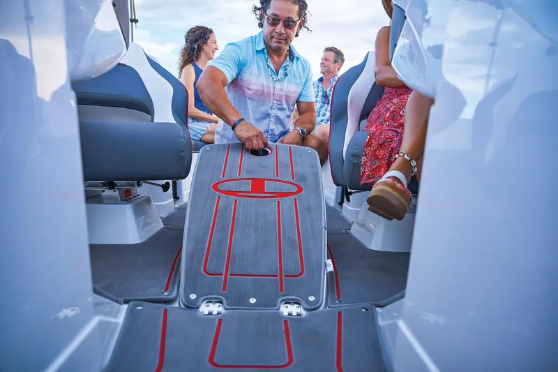 Slide: The Image of Tahoe 210 S 2026 - 82