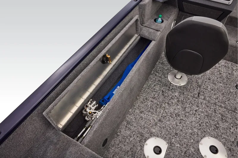 Slide: The Image of 2026 TRACKER® PRO GUIDE™ V-175 WT - 28