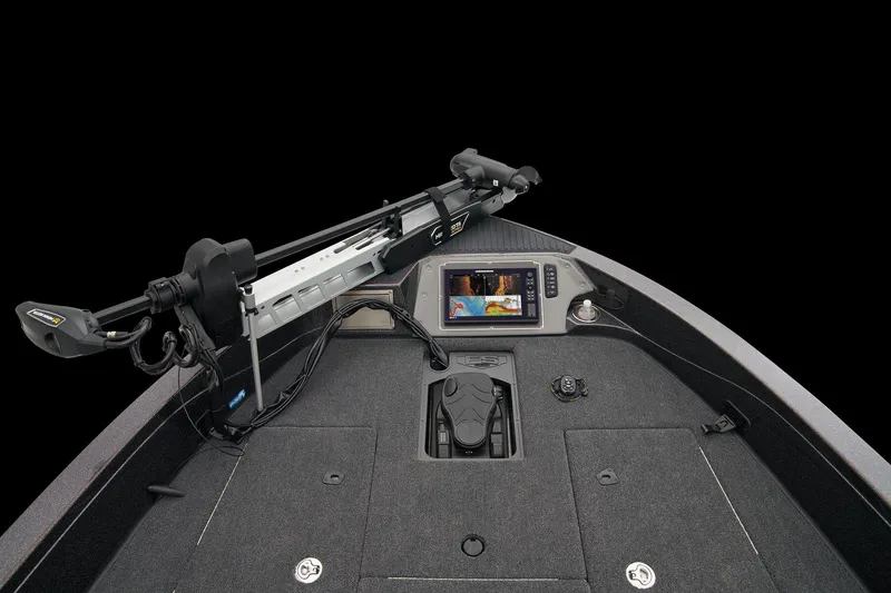 Slide: The Image of 2026 Ranger 620FS Pro boat interior with dual seats and motor. - 8