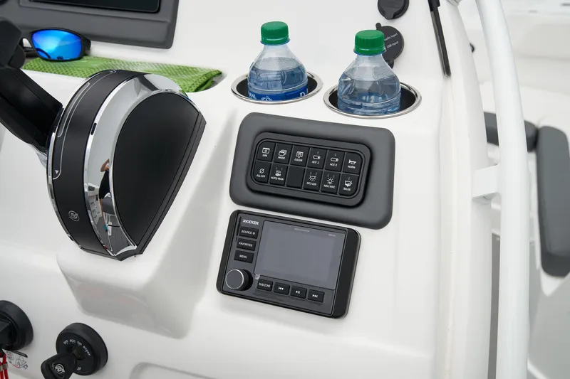 Slide: The Image of Tahoe 2150 CC 2026 - 42