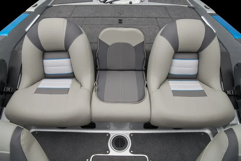 Slide: The Image of Ranger 212LS 2026 - 65