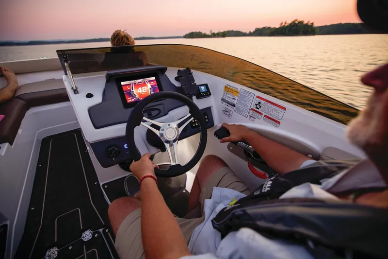 Slide: The Image of Tahoe 210 S 2026 - 111