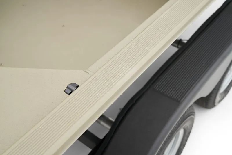 Slide: The Image of Tracker Grizzly 2072 CC Sportsman 2026 - 44