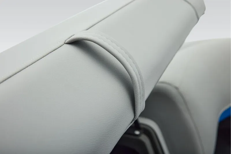 Slide: The Image of Sun Tracker Party Barge 24 XP3 2026 - 31