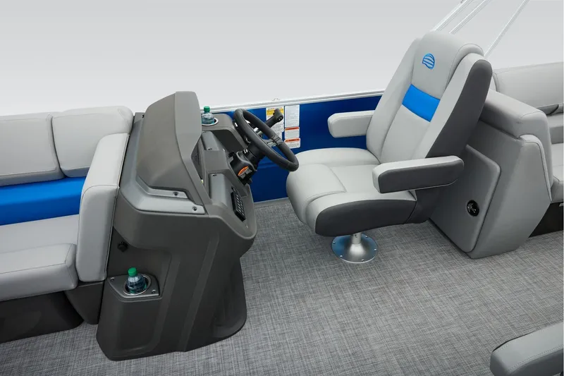 Slide: The Image of Sun Tracker Party Barge 24 XP3 2026 - 35