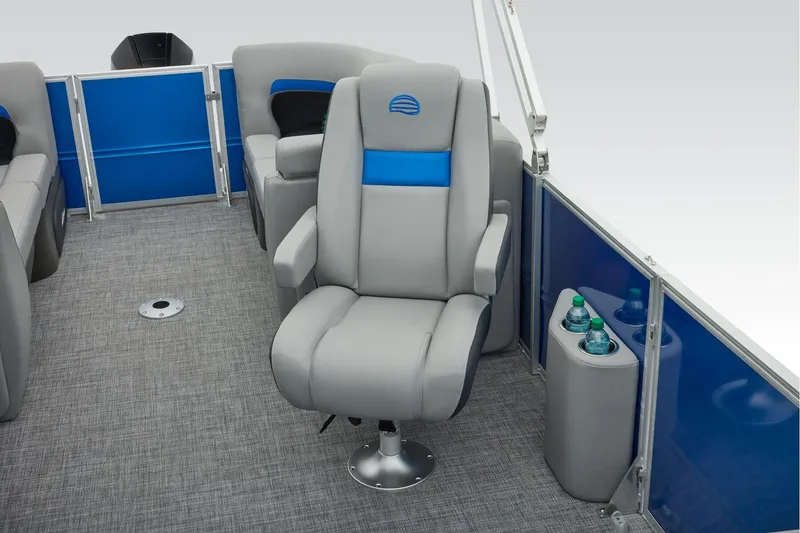 Slide: The Image of Sun Tracker Party Barge 24 XP3 2026 - 46