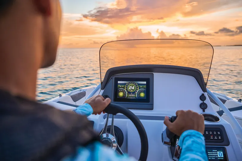 Slide: The Image of Tahoe 2150 CC 2026 - 121