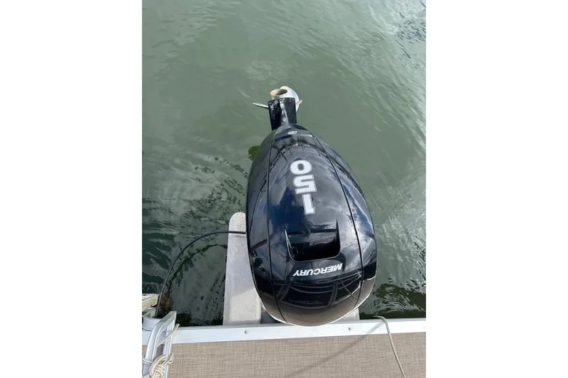 Slide: The Image of Mercury 150 outboard motor on 2021 SUNTRACKER Tracker Marine boat. - 3