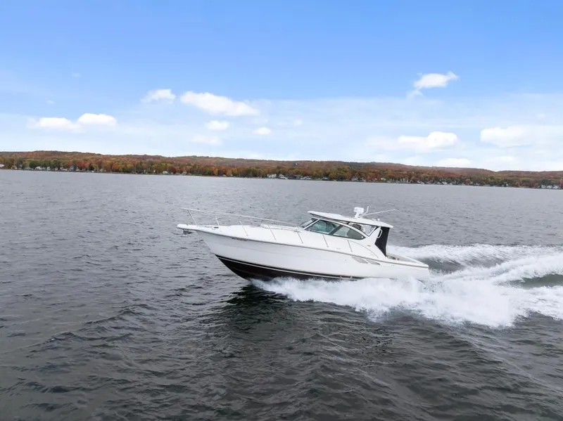 Slide: The Image of Tiara 3800 Open 2004 - 15