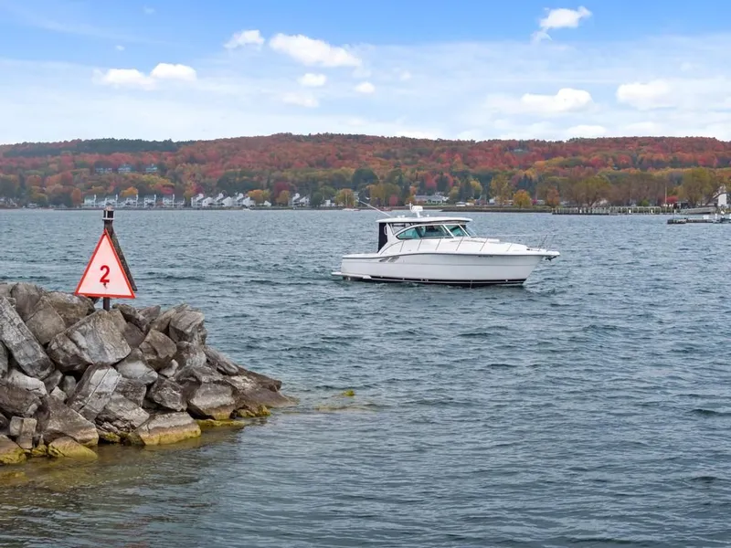 Slide: The Image of Tiara 3800 Open 2004 - 22