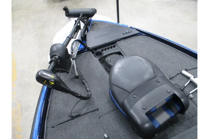 Slide: The Image of 2025 Nitro Z21 XL boat deck with trolling motor and seating. - 6