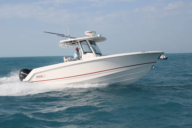 Slide: The Image of Boston Whaler 280 Outrage 2026 - 0