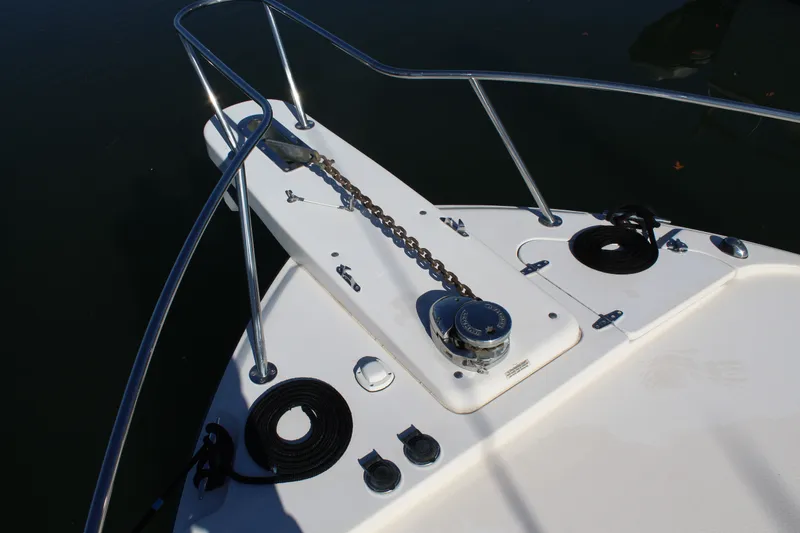 Slide: The Image of 2008 Grady-White Express 330 boat interior ceiling with hatch window. - 43