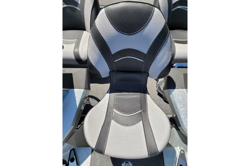 Slide: The Image of 2020 Ranger Z521L boat seat, black and gray design, ergonomic and stylish. - 43