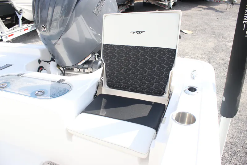 Slide: The Image of 2026 Tidewater 2110 Bay Max boat seat and motor detail. - 24