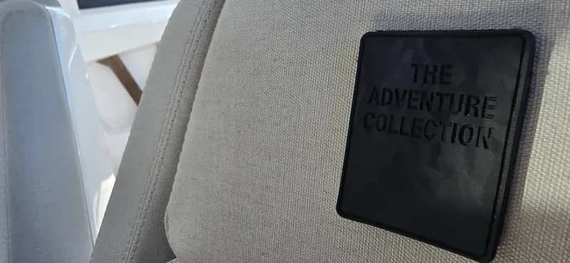 Slide: The Image of Axopar Aft Cabin 2025 - 10