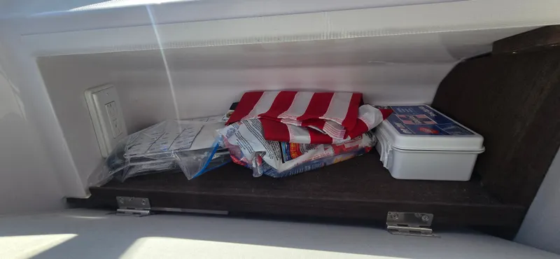 Slide: The Image of Axopar Aft Cabin 2025 - 12