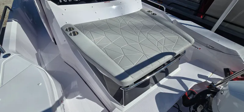 Slide: The Image of Axopar Aft Cabin 2025 - 2