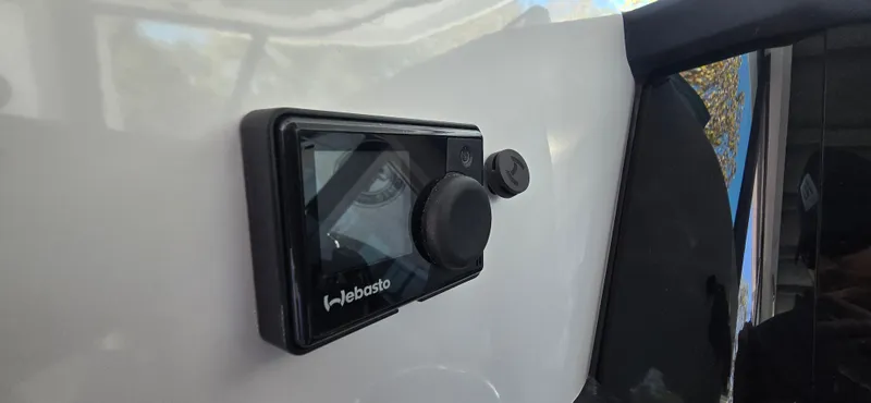 Slide: The Image of Axopar Aft Cabin 2025 - 20