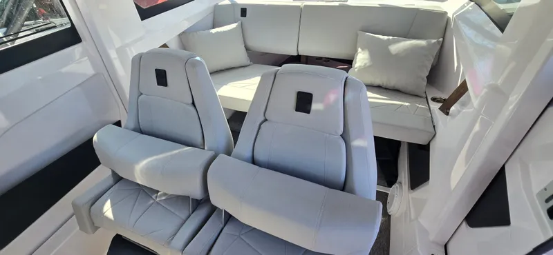 Slide: The Image of Axopar Aft Cabin 2025 - 9