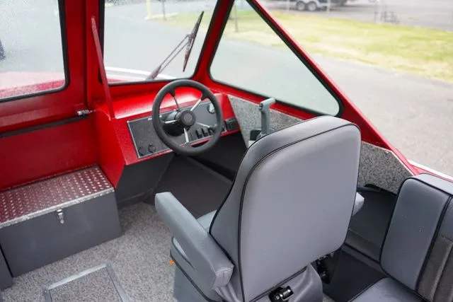 Slide: The Image of Alumaweld 20' Intruder 2026 - 13