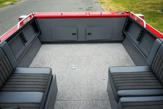 Slide: The Image of Alumaweld 20' Intruder 2026 - 6