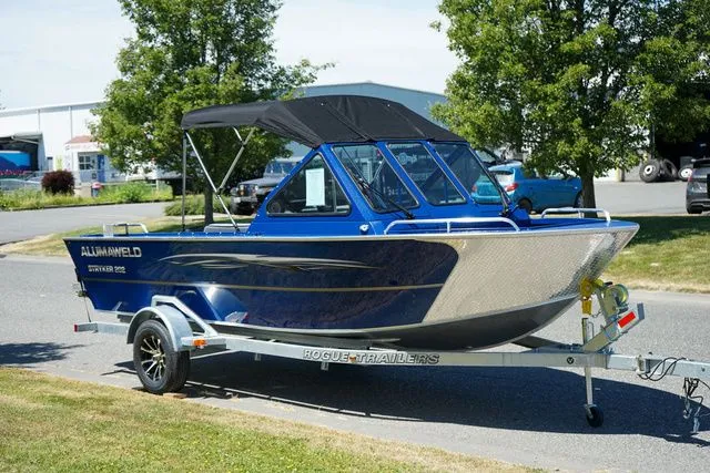 Slide: The Image of Alumaweld Stryker Sport 20 2026 - 22