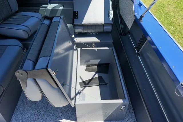 Slide: The Image of Alumaweld Stryker Sport 20 2026 - 9