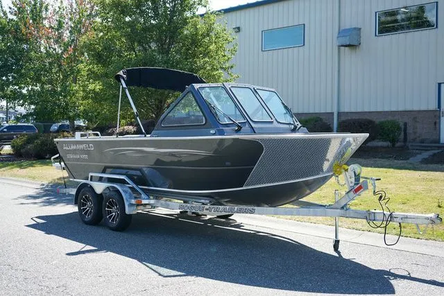 The Image of Alumaweld Stryker X202 2026 - 1