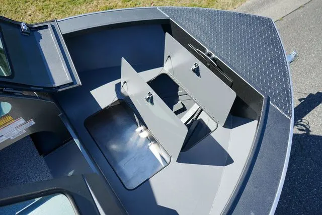 Slide: The Image of Alumaweld Stryker X202 2026 - 22