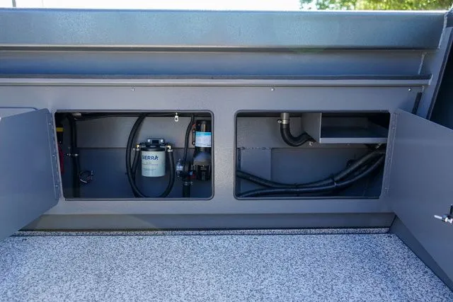 Slide: The Image of Alumaweld Stryker X202 2026 - 6