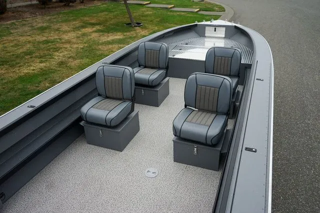 Slide: The Image of Alumaweld 23' Columbia 2026 - 6