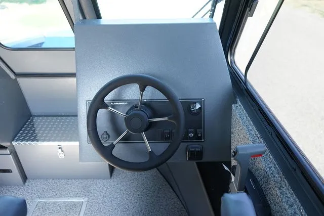 Slide: The Image of Alumaweld 22' Intruder 2026 - 18