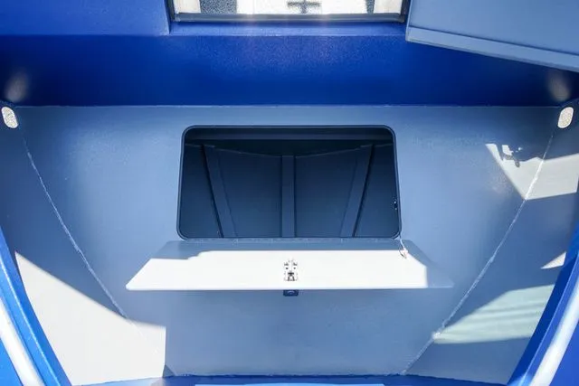 Slide: The Image of Alumaweld 22' Intruder 2026 - 23