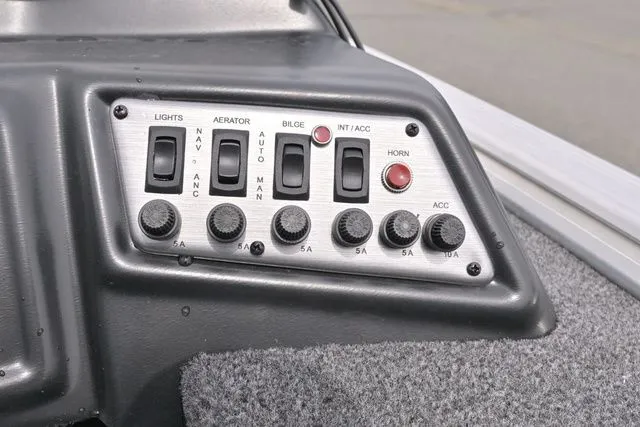 Slide: The Image of Lund 1600 Alaskan SS 2023 - 14