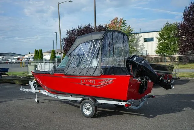 Slide: The Image of Lund 1650 Angler Sport 2025 - 3