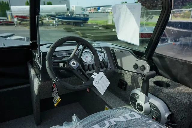 Slide: The Image of Lund 1650 Angler Sport 2025 - 7