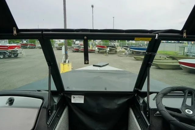 Slide: The Image of Lund 1875 Alaskan Sport 2025 - 8