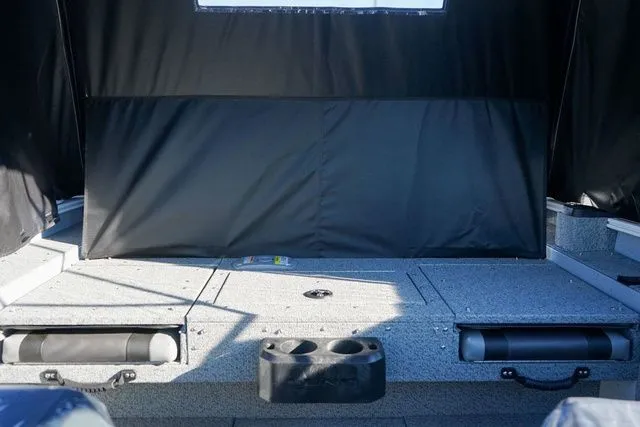 Slide: The Image of Lund 1675 Adventure Sport 2025 - 8