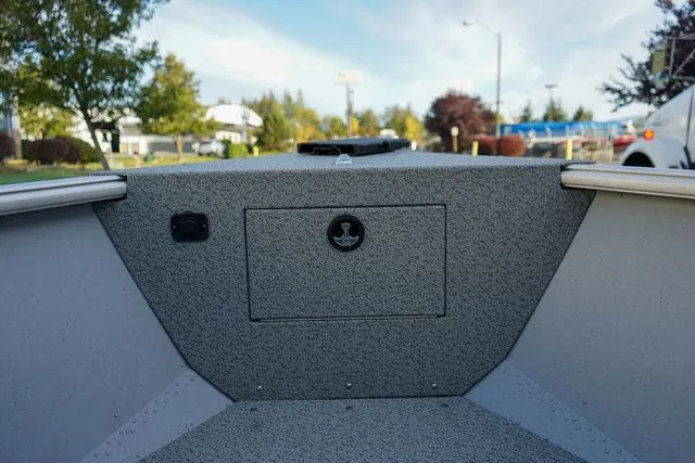 Slide: The Image of Lund 1675 Alaskan SS 2026 - 16