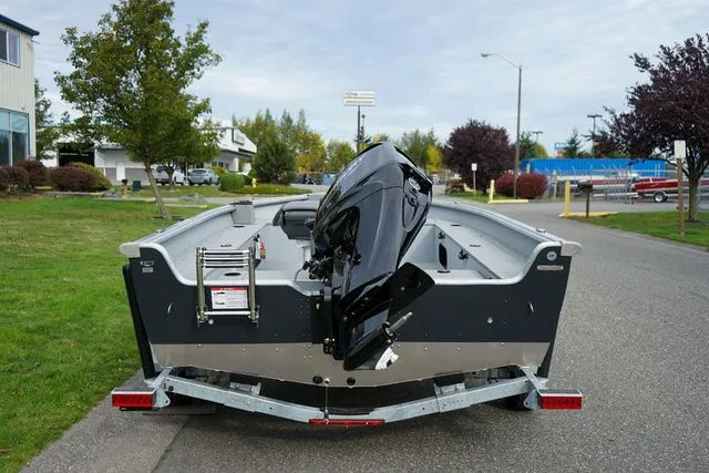 Slide: The Image of Lund 1675 Alaskan Tiller 2026 - 4