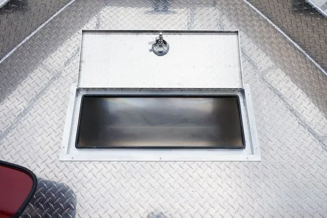 Slide: The Image of Thunder Jet 24 Alexis Pro HT 2025 - 21