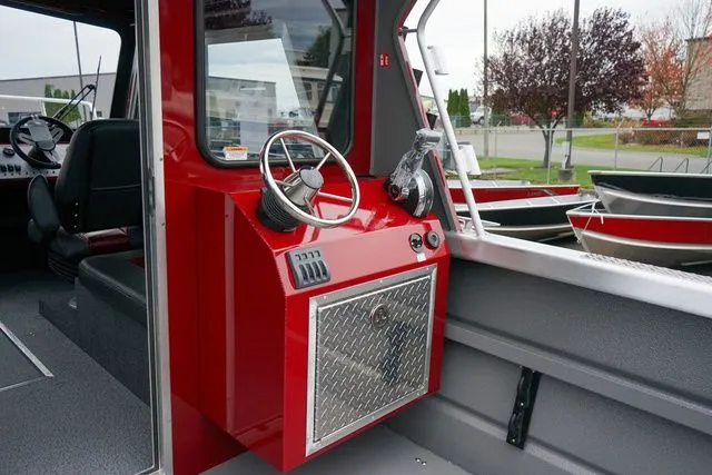 Slide: The Image of Thunder Jet 24 Alexis Pro HT 2025 - 9