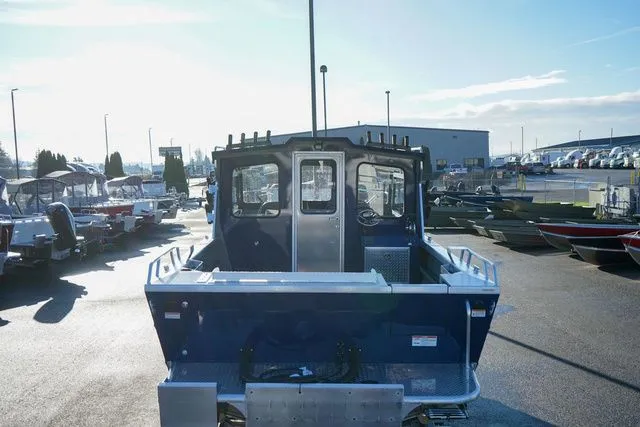 Slide: The Image of Thunder Jet 26 Alexis Pro XL 2025 - 4