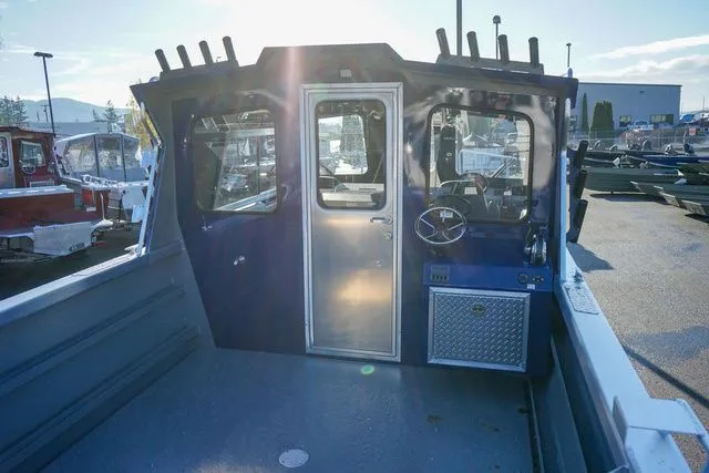 Slide: The Image of Thunder Jet 26 Alexis Pro XL 2025 - 5