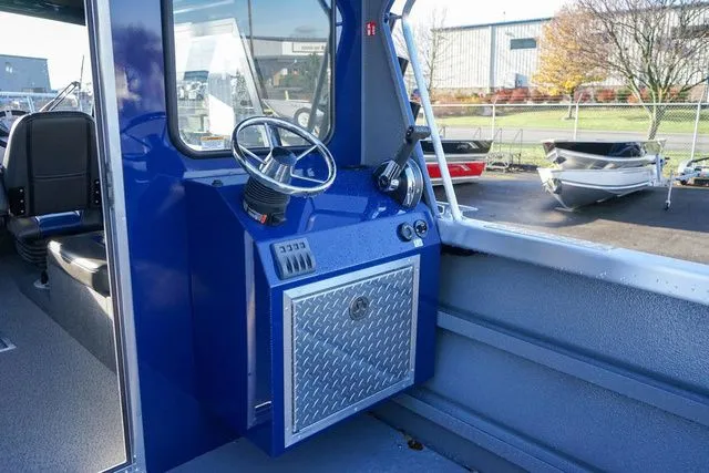 Slide: The Image of Thunder Jet 26 Alexis Pro XL 2025 - 8